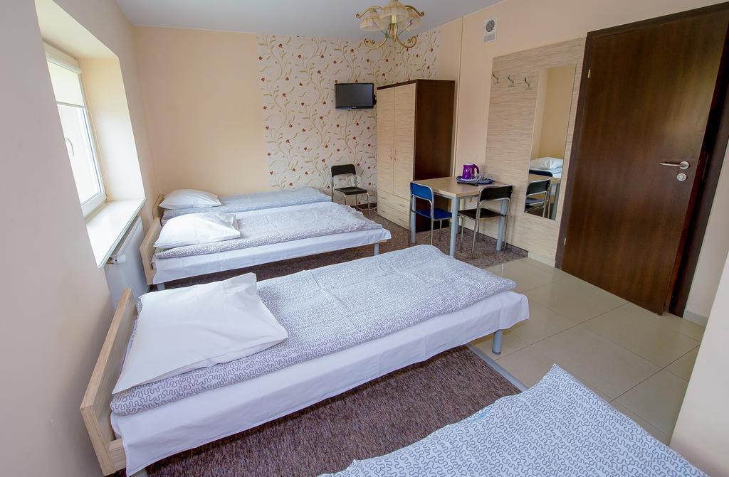 Hotelik Jankowski 라신 외부 사진